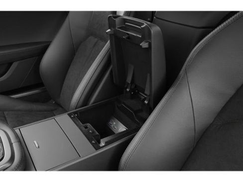 Used 2019 Jaguar F-TYPE Coupe RWD image 14