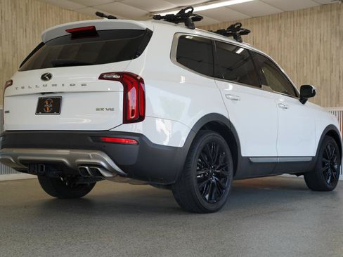 Used 2020 Kia Telluride SX w/ SX Prestige Package AWD/4WD image 8
