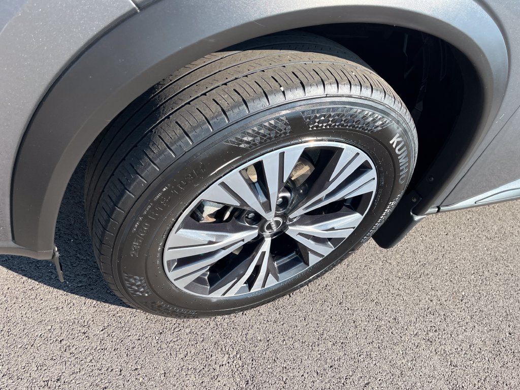 Certified 2023 Nissan Rogue SV AWD/4WD image 9