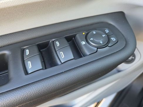 Certified 2023 GMC Terrain SLE w/ Driver Convenience Package image 20