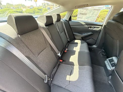 New 2025 Honda Accord SE image 36