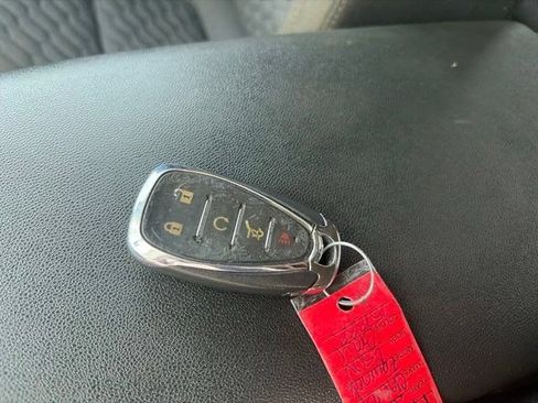 Used 2021 Chevrolet Equinox LT FWD image 51