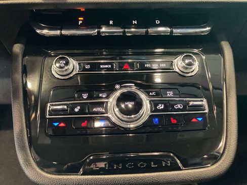 Used 2022 Lincoln Corsair Reserve w/ Equipment Group 201A image 19