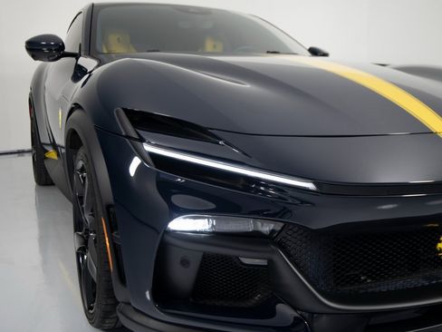 Used 2024 Ferrari Purosangue image 49