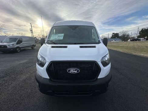 New 2026 Ford Transit 250 148 Medium Roof RWD image 25