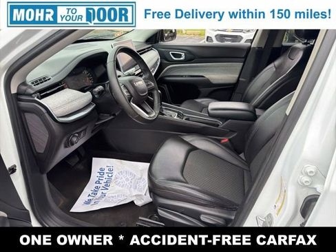 Used 2022 Jeep Compass Latitude FWD image 12