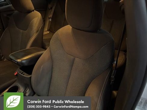 Used 2015 Dodge Dart SXT image 22