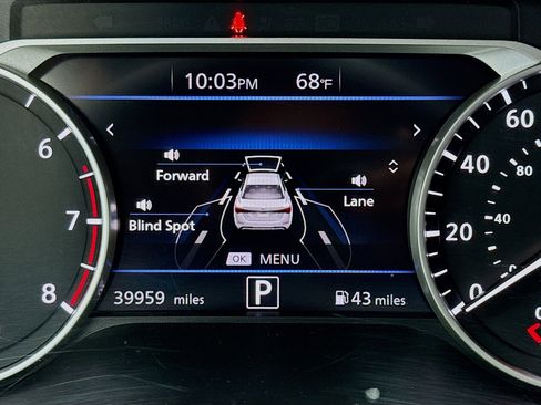 Used 2021 Nissan Sentra SR image 8