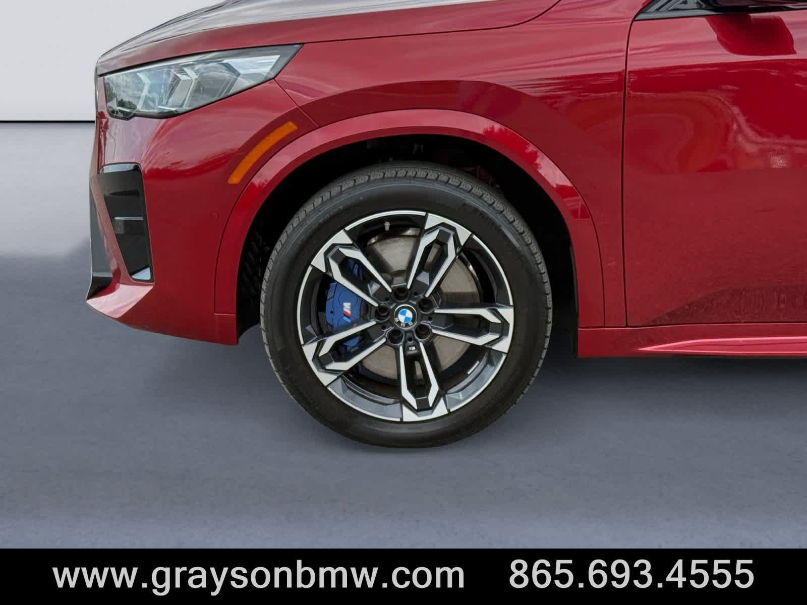 Used 2025 BMW X2 xDrive28i w/ Premium Package AWD/4WD image 9