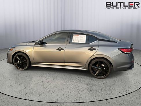 Used 2024 Nissan Sentra SR FWD image 3