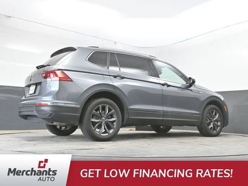 Used 2023 Volkswagen Tiguan SE AWD/4WD image 39