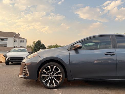 Used 2017 Toyota Corolla SE w/ Carpet Mat Package (TMS) FWD image 10