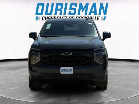 New 2026 Chevrolet Suburban RST w/ RST Capability Package AWD/4WD image 8