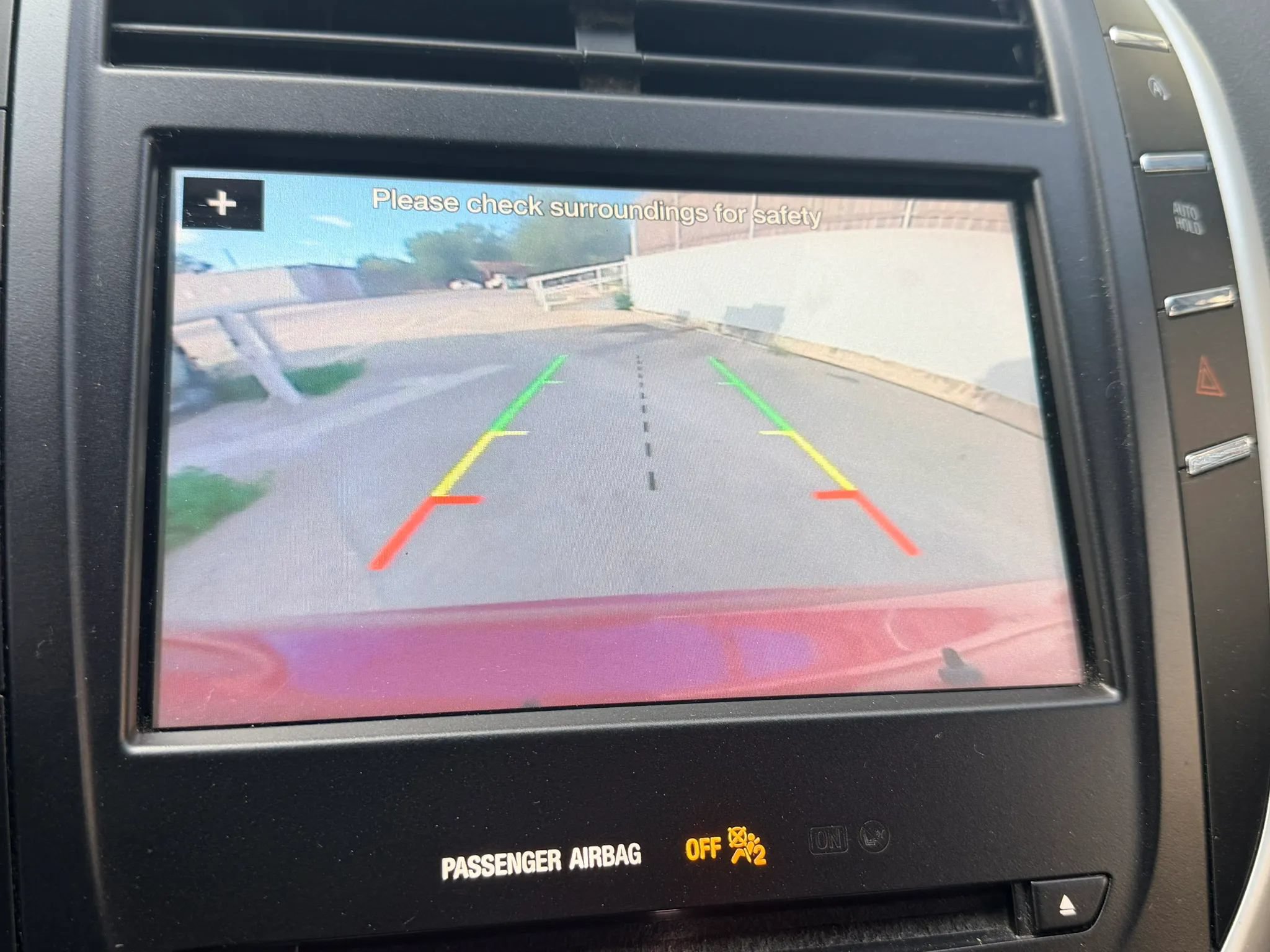 Used 2019 Lincoln MKC Premiere FWD image 14