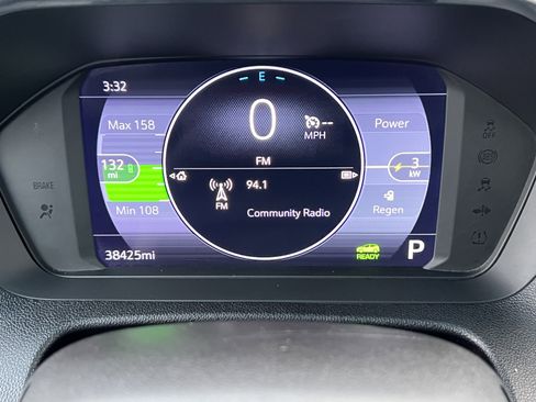 Used 2023 Chevrolet Bolt LT w/ Driver Confidence Package image 28