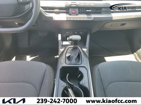 New 2026 Kia K4 FWD image 18