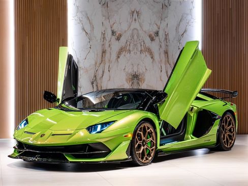 Used 2021 Lamborghini Aventador SVJ image 6
