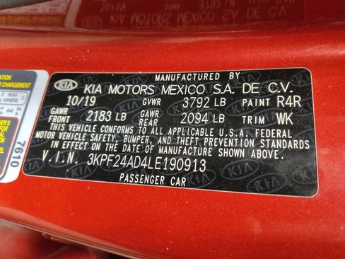 Used 2020 Kia Forte LXS FWD image 33