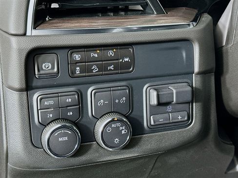 New 2025 Chevrolet Suburban LS w/ Max Trailering Package image 11