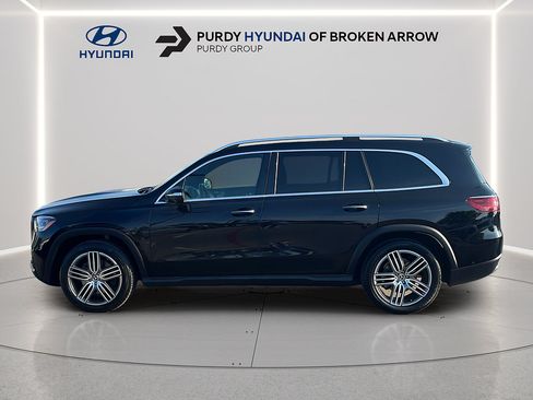 Used 2024 Mercedes-Benz GLS 450 4MATIC image 8
