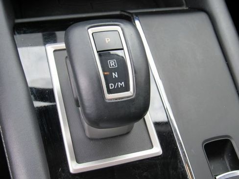 Used 2023 Mitsubishi Outlander SE FWD image 30