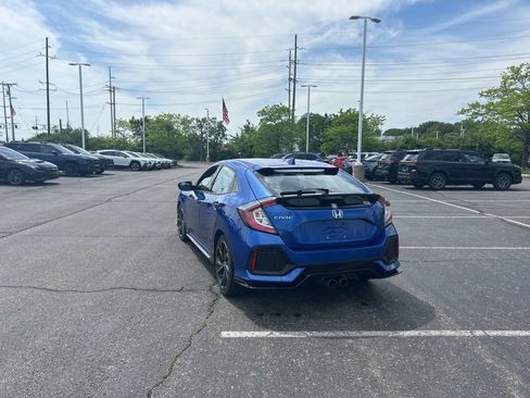 Used 2018 Honda Civic Sport image 3