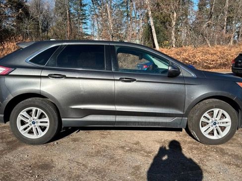 Used 2018 Ford Edge SEL image 4