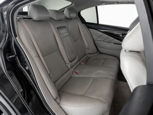 Used 2018 INFINITI Q50 Luxe w/ Cargo Package (L95) RWD image 28