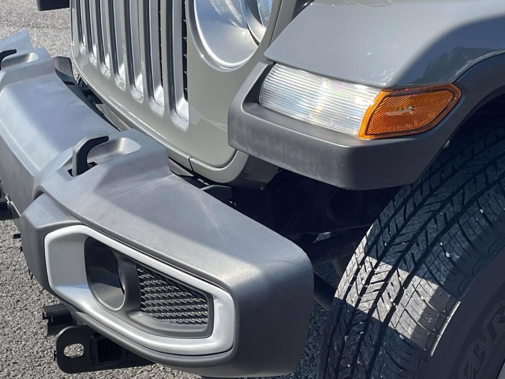 Used 2021 Jeep Gladiator Overland w/ Popular Equipment Package AWD/4WD image 33
