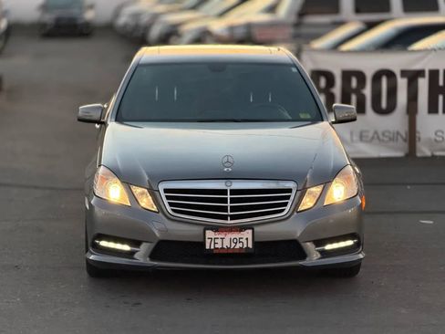 Used 2012 Mercedes-Benz E 350 Sedan image 3