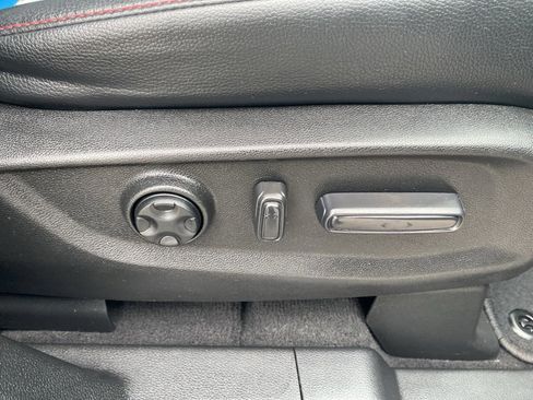 Used 2023 Honda Odyssey Sport image 12