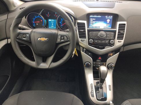 Used 2016 Chevrolet Cruze LT image 22