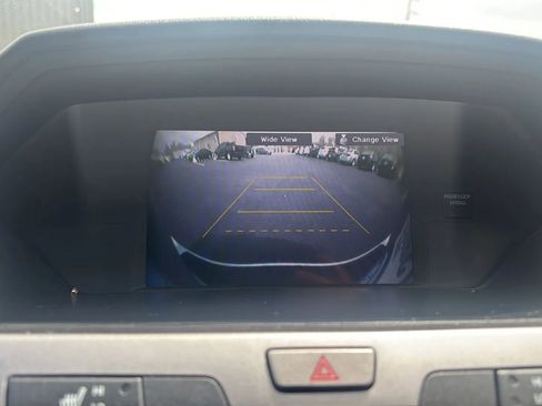 Used 2013 Honda Odyssey Touring Elite image 21