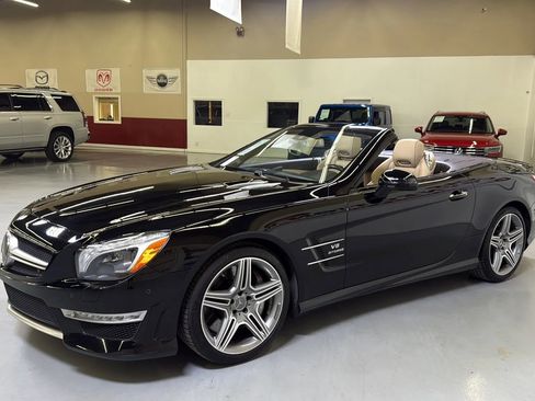 Used 2013 Mercedes-Benz SL 63 AMG image 7