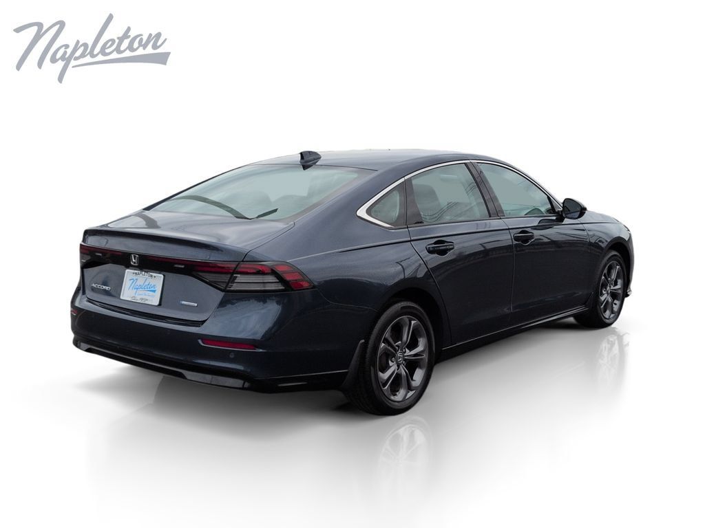 Used 2024 Honda Accord EX-L image 6