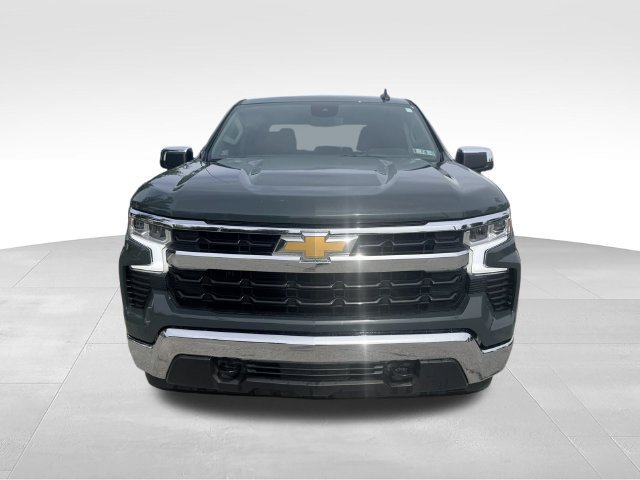Used 2025 Chevrolet Silverado 1500 LT AWD/4WD image 2