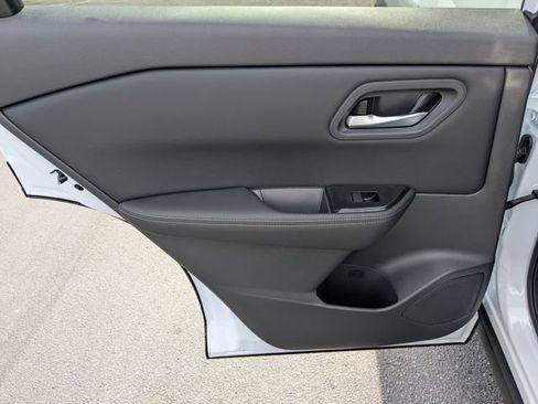 New 2026 Nissan Rogue SV w/ Cold Weather Package FWD image 23