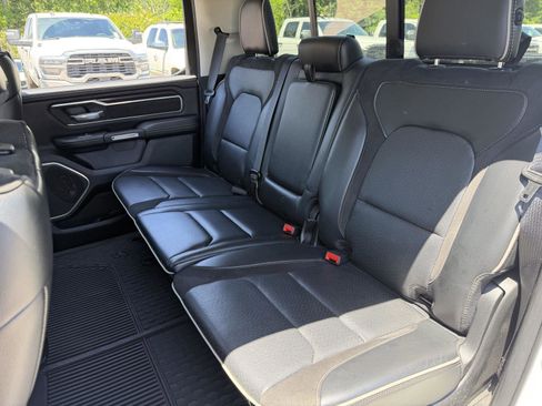 Used 2022 RAM 1500 Laramie AWD/4WD image 17