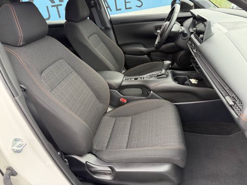 Used 2023 Honda HR-V Sport image 36