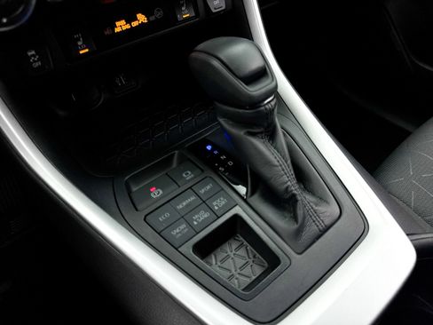 Used 2024 Toyota RAV4 XLE w/ Weather Package AWD/4WD image 24