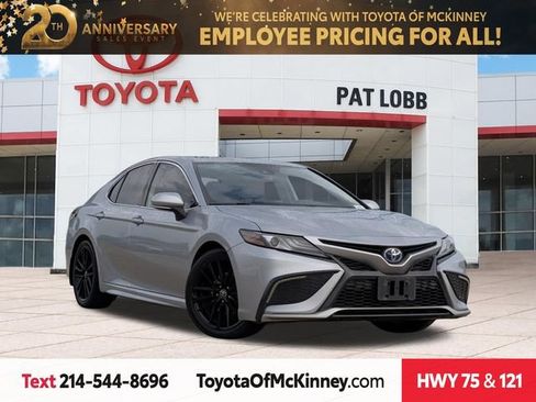 Used 2022 Toyota Camry XSE w/ Cold Weather Package FWD image 1