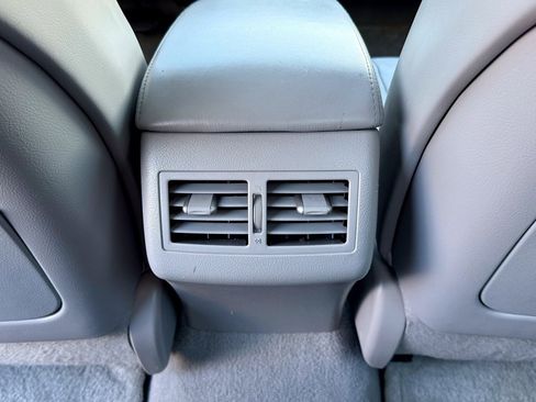 Used 2008 Toyota Camry Hybrid image 28