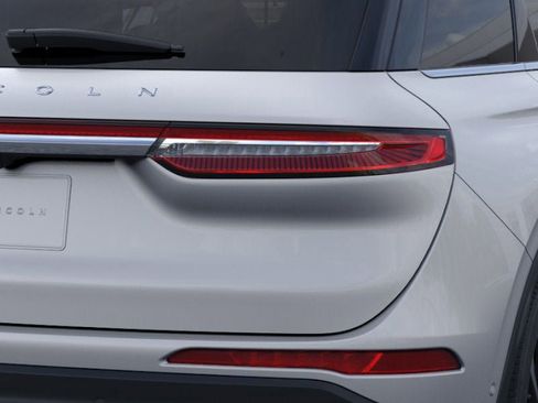 New 2023 Lincoln Corsair Reserve w/ Equipment Group 202A image 21