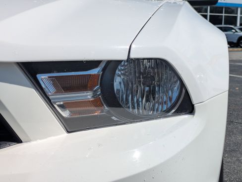 Used 2011 Ford Mustang Premium w/ 202A Rapid Spec Order Code image 24