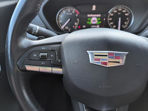 Used 2023 Cadillac XT4 Premium Luxury image 12