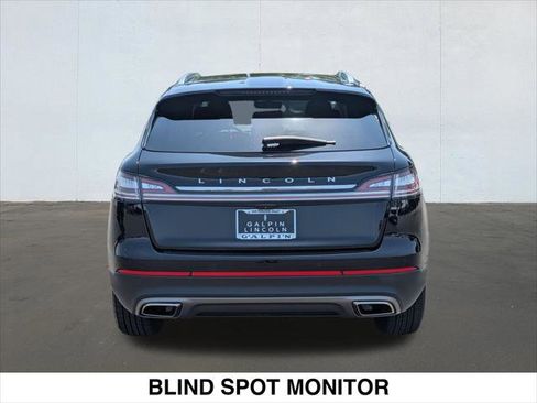 Used 2023 Lincoln Nautilus AWD w/ Premium Package image 4