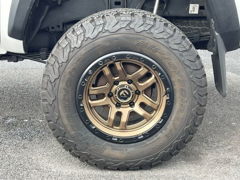 Used 2022 Toyota Tacoma TRD Pro image 12