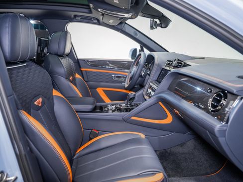 New 2026 Bentley Bentayga Speed image 2