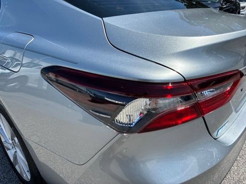 Used 2022 Toyota Camry LE FWD image 13
