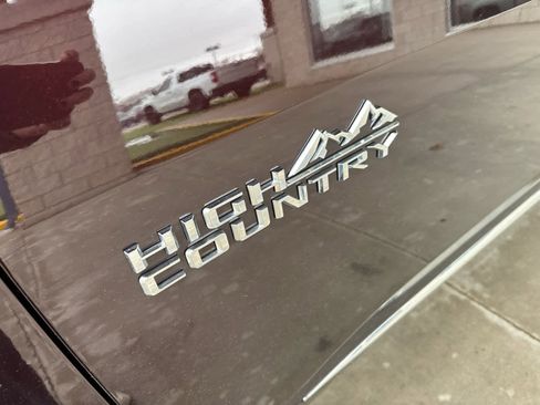 Used 2022 Chevrolet Traverse High Country image 8